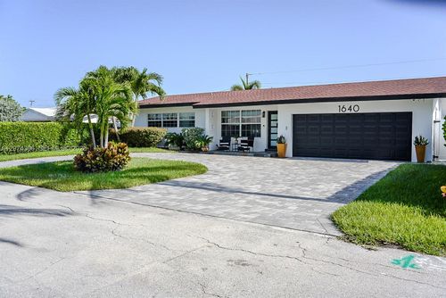 1640 Ne 59th Pl, Fort Lauderdale, FL, 33334-5949 | Card Image