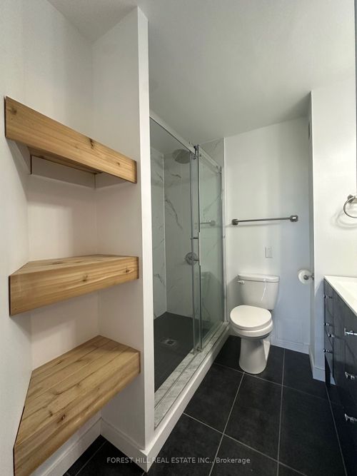 905-1300 Bloor St, Mississauga, ON, L4Y3Z2 | Card Image