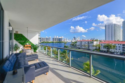 404-3250 Ne 188th St, Aventura, FL, 33180-3361 | Card Image