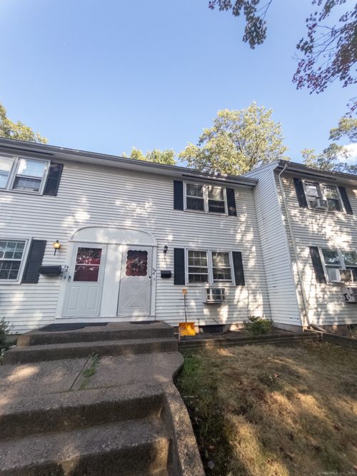 apt-4-94 Middle Tpke E, Manchester, CT, 06040-4202 | Card Image