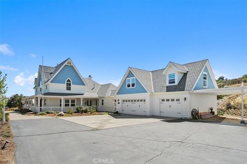 41722 Avenida De Encanto, Murrieta, CA, 92562-2326 | Card Image