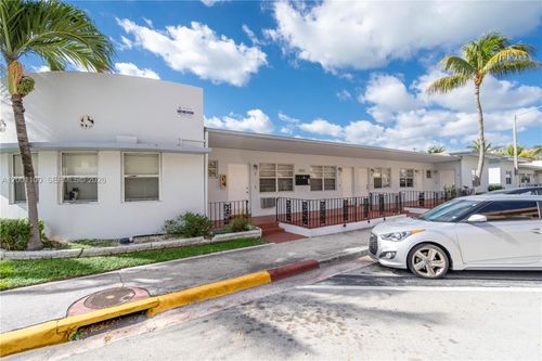 apt-3-400 81st St, Miami Beach, FL, 33141-1572 | Card Image