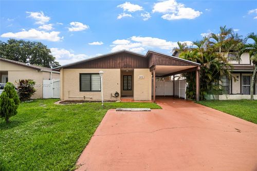5412 Nw 193rd Ln, Miami Gardens, FL, 33055-1697 | Card Image