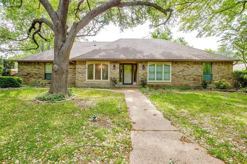 6809 River Bend Rd, Fort Worth, TX, 76132-1109 | Card Image