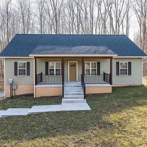 1875 Rocky Hollow Rd, Erin, TN, 37061-6406 | Card Image