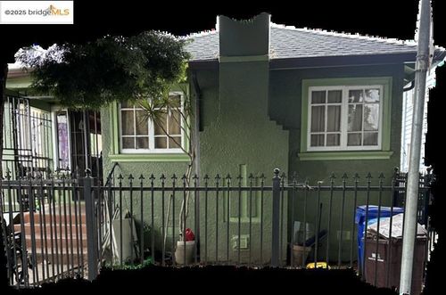 1360 99th Ave, Oakland, CA, 94603-2522 | Card Image