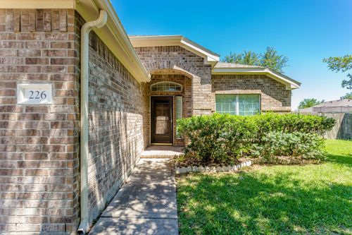 226 Village Crest Dr, Richmond, TX, 77469-9260 | Card Image