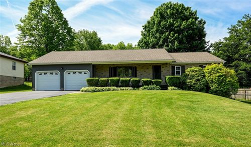 3170 Menough Rd, Ravenna, OH, 44266-1626 | Card Image