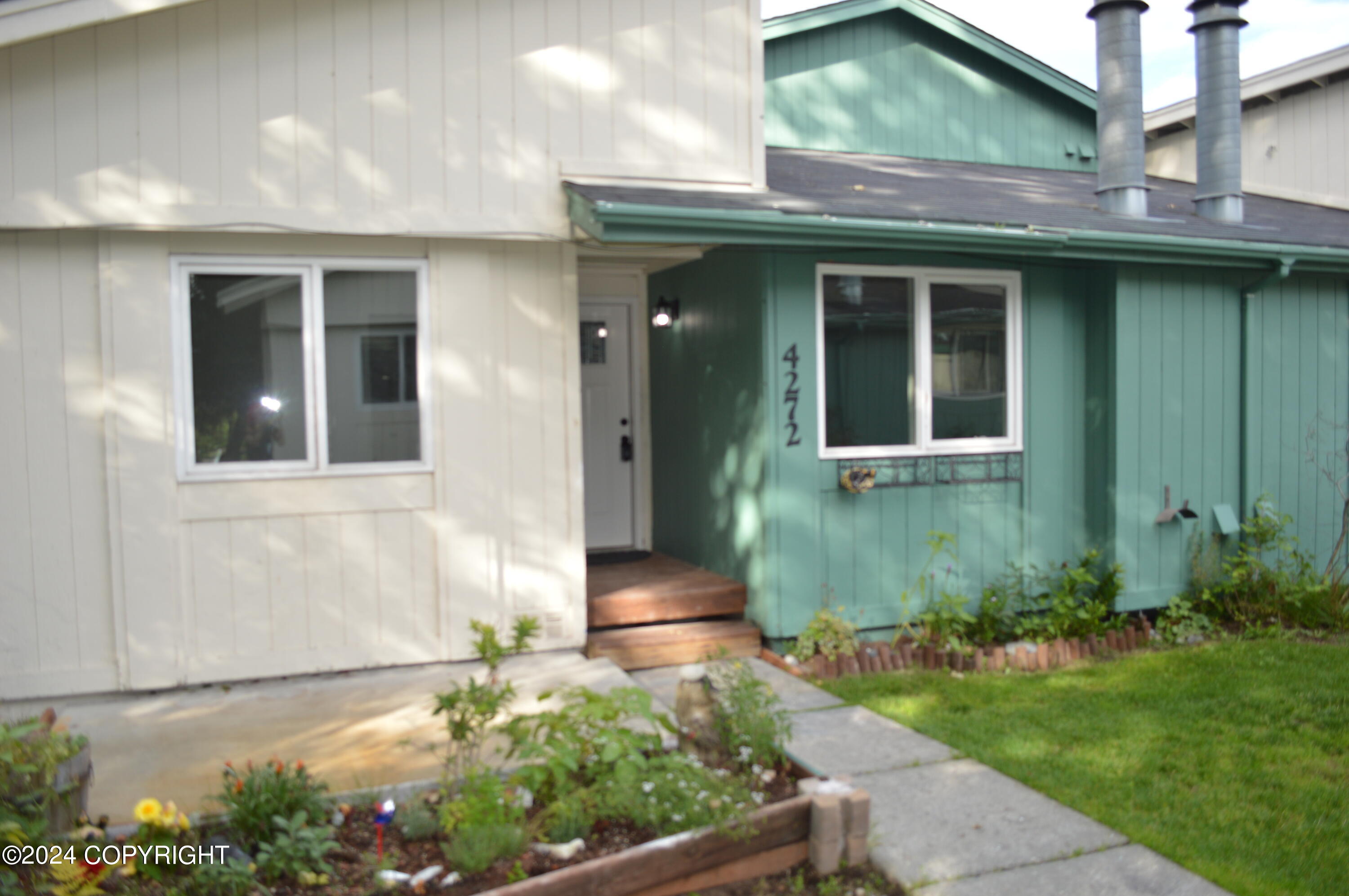 Reka Dr, Anchorage, AK 99508