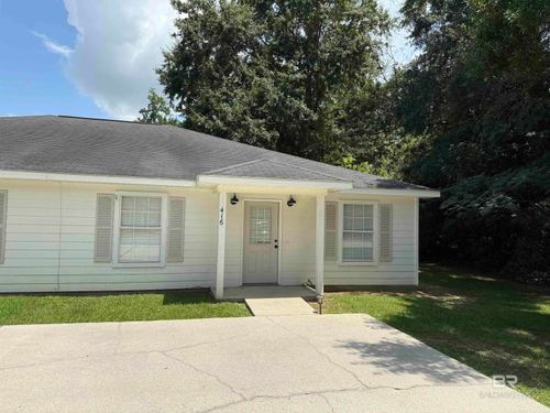 416 W Pedigo Ave, Foley, AL, 36535-1976 | Card Image