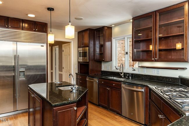 015-1920x1080-kitchen | Image 17