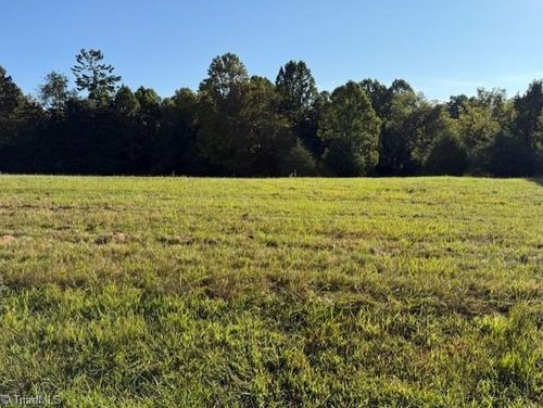 35 Frank Joyce Rd, Sandy Ridge, NC, 27046 | Card Image