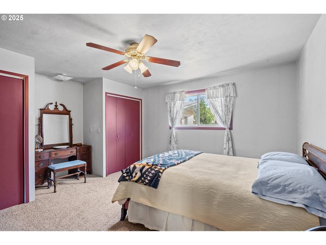 814 Sw 44 Th St, House other with 5 bedrooms, 2 bathrooms and null parking in Pendleton OR | Image 21