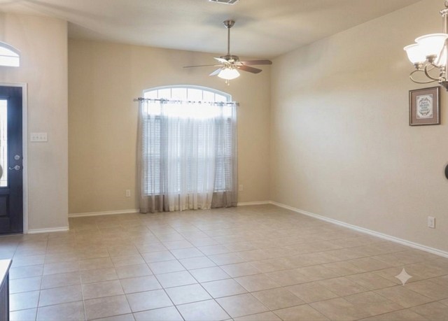 Residential Lease in Lavon