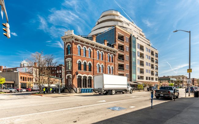 UNIT-204 - 333 Massachusetts Ave, Condo with 2 bedrooms, 2 bathrooms and null parking in Indianapolis IN | Image 41