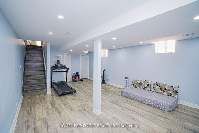 23 Hollowgrove Blvd, House other with 6 bedrooms, 5 bathrooms and 4 parking in Brampton ON | Image 29