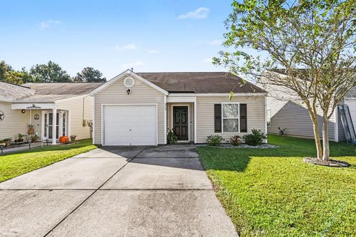 313 Salkahatchie St, Summerville, SC, 29485-6832 | Card Image