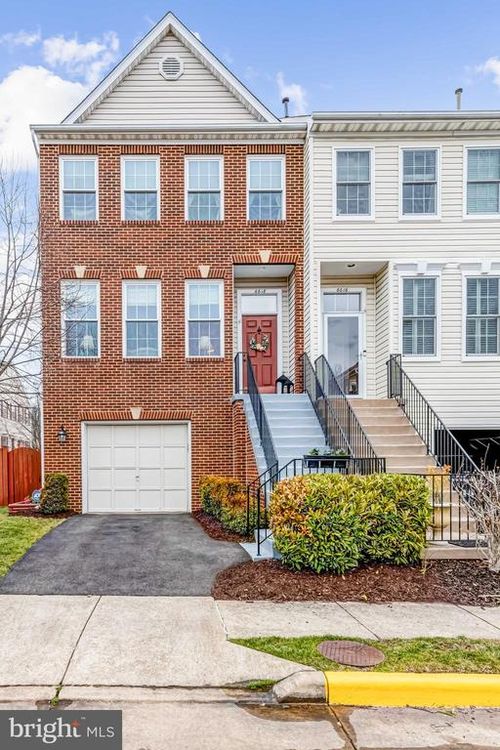 6618 Hunter Creek Ln, ALEXANDRIA, VA, 22315-6052 | Card Image