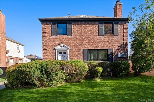 80 188th St, Hollis, NY, 11423-1028 | Card Image