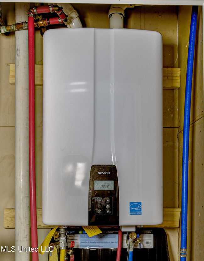 Tankless Water Heater | Image 22