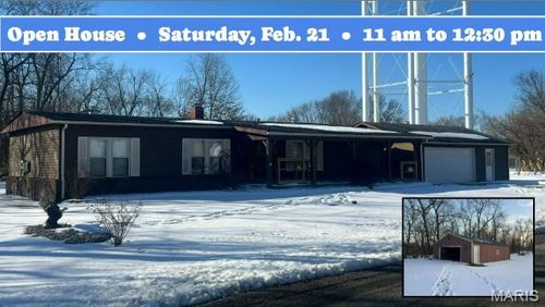 112 E 6th St, Staunton, IL, 62088-2147 | Card Image