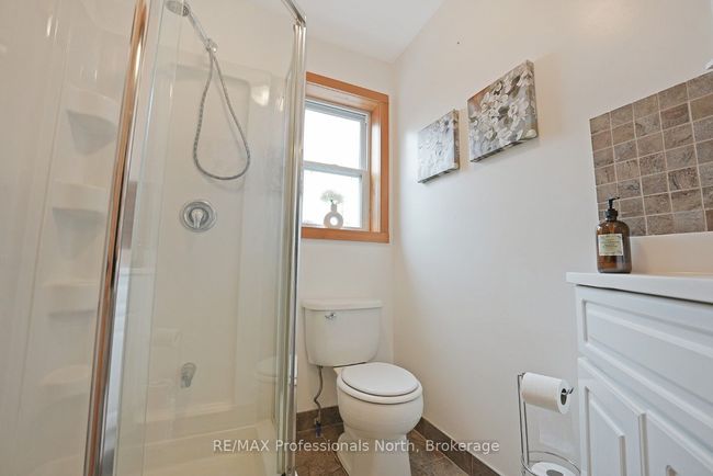 1055 Dark Lake Rd, House other with 3 bedrooms, 2 bathrooms and 6 parking in Haliburton ON | Image 28