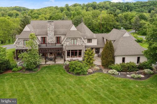 3054 Jordan Rd, Orefield, PA, 18069-2264 | Card Image