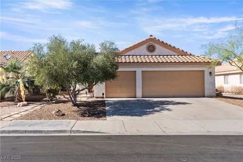 131 Tamarack Dr, Henderson, NV, 89002-8209 | Card Image