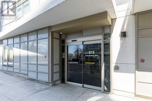 425-816 Lansdowne Avenue, Toronto (Dovercourt-Wallace Emerson-Junction), ON, M6H4K6 | Card Image