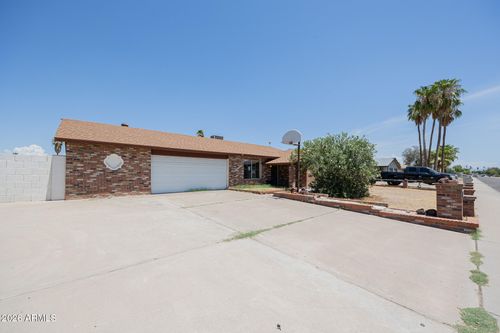 1634 W Sack Dr, Phoenix, AZ, 85027-5332 | Card Image