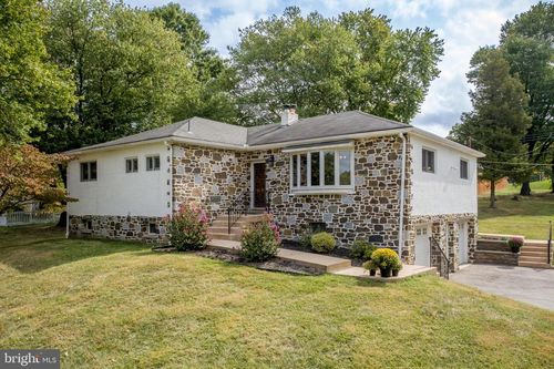 302 S Park Avenue, AUDUBON, PA, 19403 | Card Image