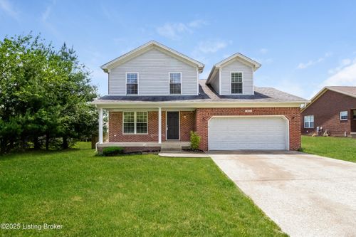 303 New Christman Ln, Shepherdsville, KY, 40165-7638 | Card Image