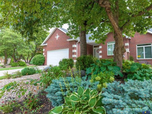6528 Lone Tree Dr, Lincoln, NE, 68512-2407 | Card Image