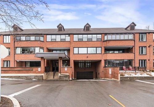 304-150 Wilson St W, Ancaster, ON, L9G4E7 | Card Image