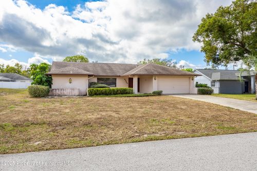 8352 Natoma St, SPRING HILL, FL, 34606-2171 | Card Image