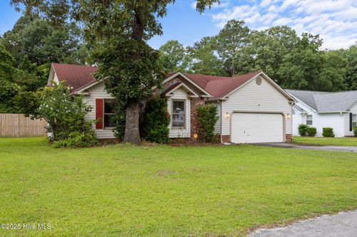 237 Baytree Dr, Jacksonville, NC, 28546-9771 | Card Image