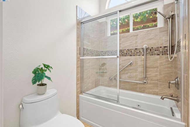 139 Justin Cir, House other with 3 bedrooms, 2 bathrooms and 2 parking in Alameda CA | Image 21