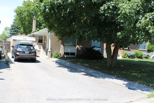 lower-439 Paliser Cres S, Richmond Hill, ON, L4C1S2 | Card Image