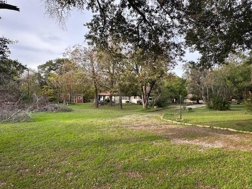 229 University Dr, Prairie View, TX, 77445-7061 | Card Image