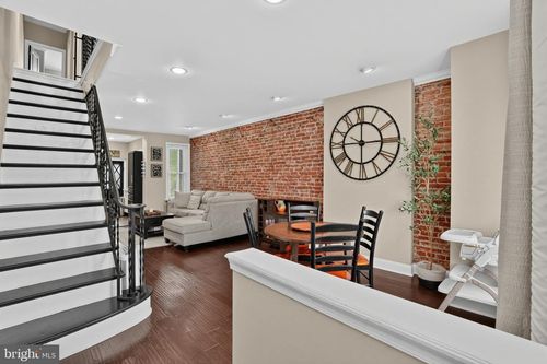 135 W Ritner St, PHILADELPHIA, PA, 19148-4020 | Card Image