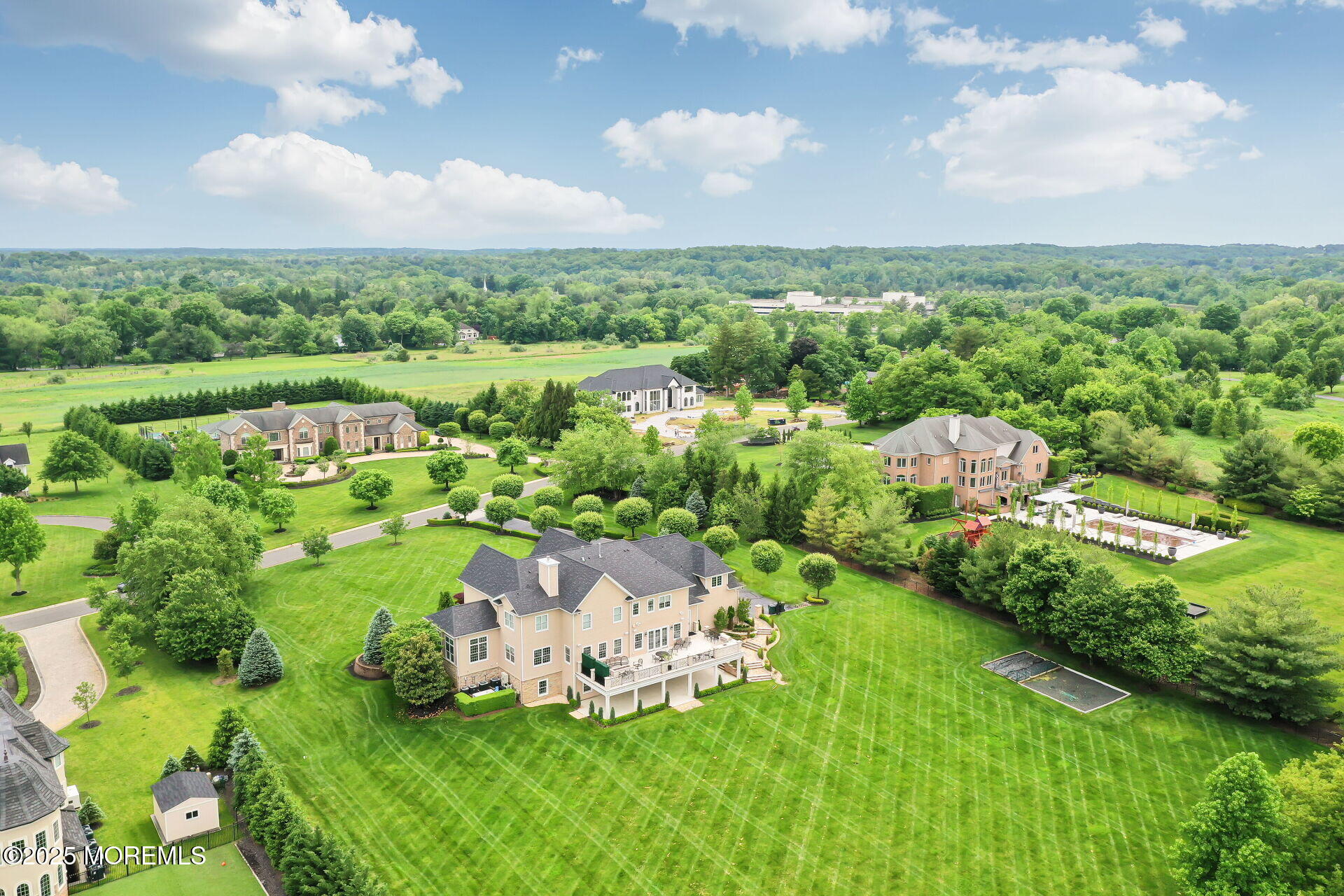 Residential in Holmdel 3