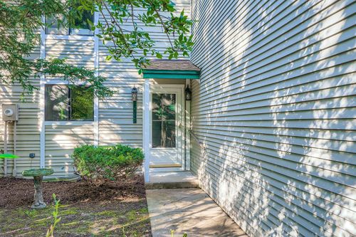 15849 27th Ave N, Plymouth, MN, 55447-1900 | Card Image