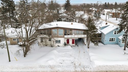 37 Donald St, Barrie, ON, L4N1E4 | Card Image
