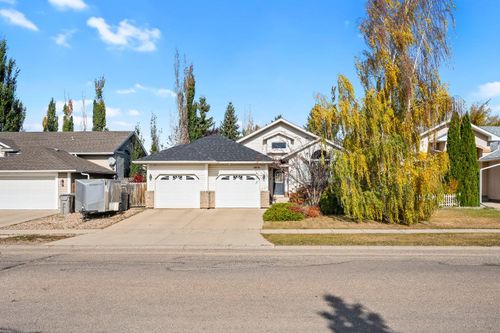 5806 23 St, Lloydminster, AB, T9V2Y6 | Card Image