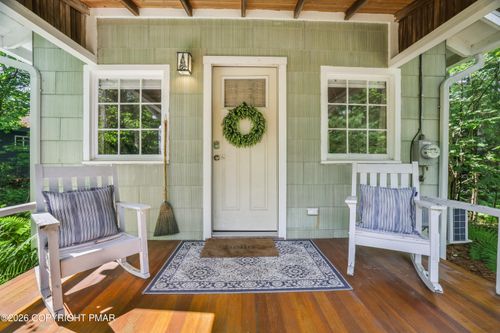 221 John St, Pocono Pines, PA, 18350-7709 | Card Image
