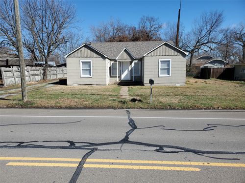 351 S Waco St, Van Alstyne, TX, 75495-2816 | Card Image