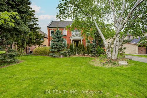 22 Hillholm Blvd, Richmond Hill, ON, L4B2J3 | Card Image