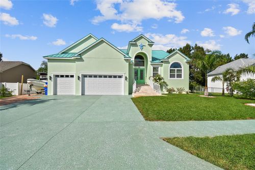 711 Eagle Ln, APOLLO BEACH, FL, 33572-2718 | Card Image