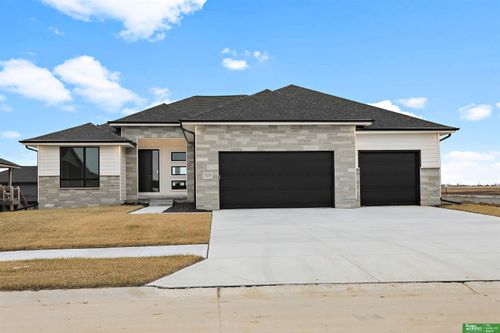 5816 N 198th St, Elkhorn, NE, 68022-5076 | Card Image