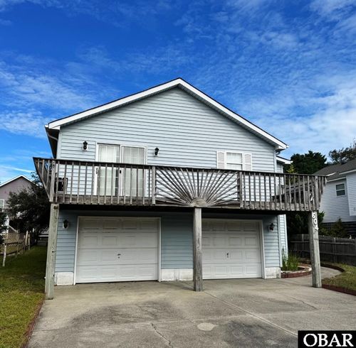 604 W 5th St, Kill Devil Hills, NC, 27948-6894 | Card Image
